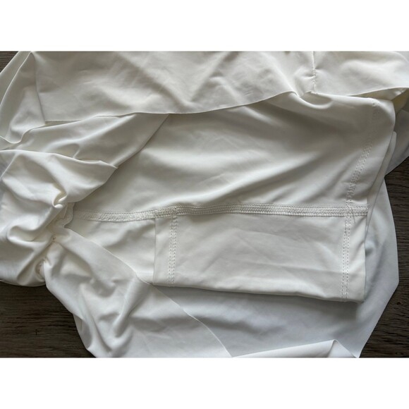 No Commnt white butterfly fluttery athletic shorts Small NWT - Picture 3 of 4